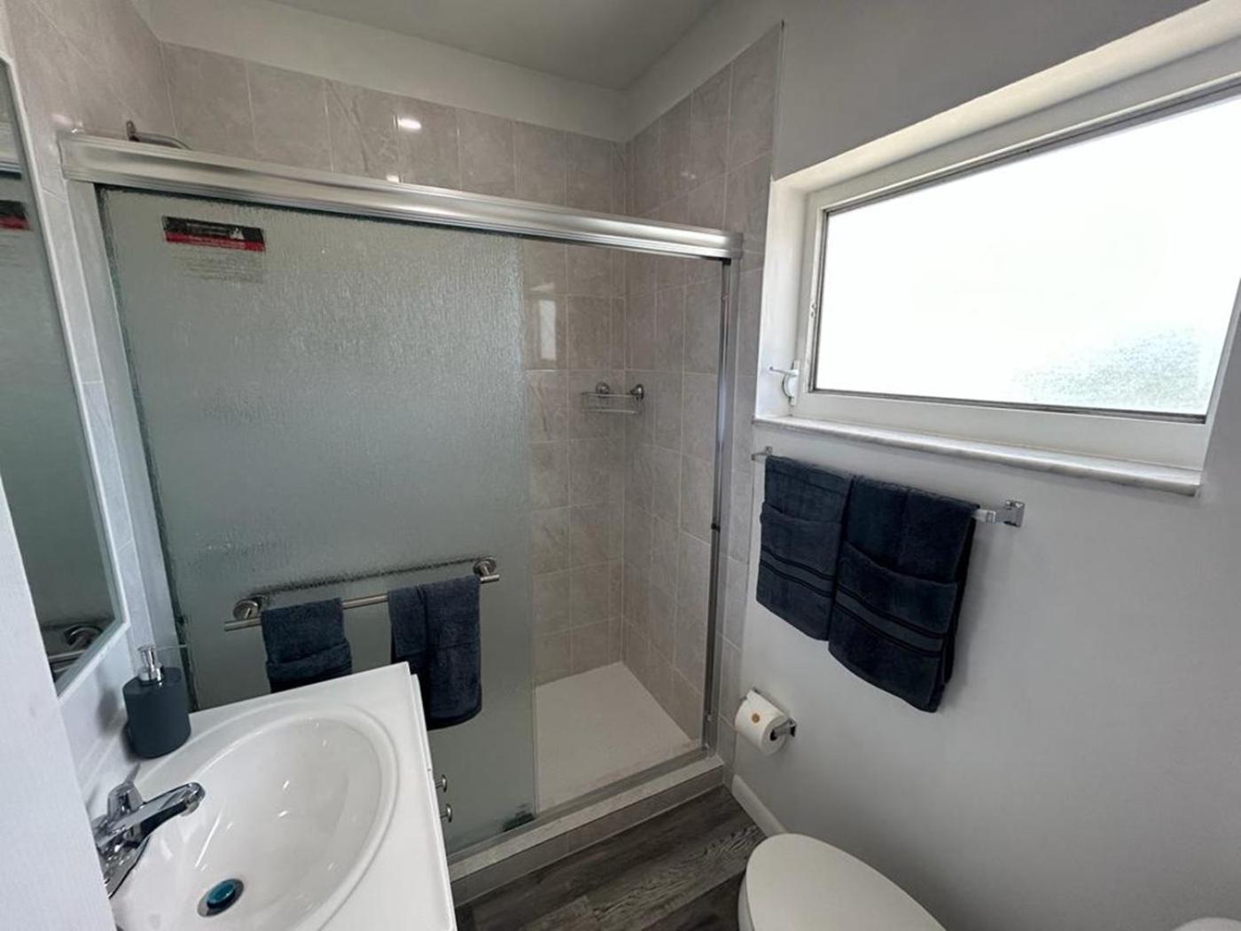 Fully Equipped Apartments With Parking Near Cocowalk Miami Exterior photo